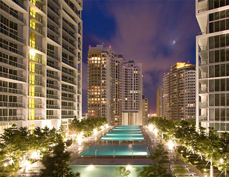 Viceroy Miami Infinity Pool