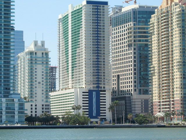 Club at Brickell apartments for sale and rent