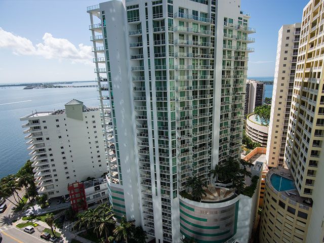 Emerald at Brickell apartments for sale and rent