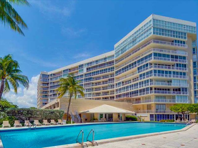 Mar Azul apartments for sale and rent
