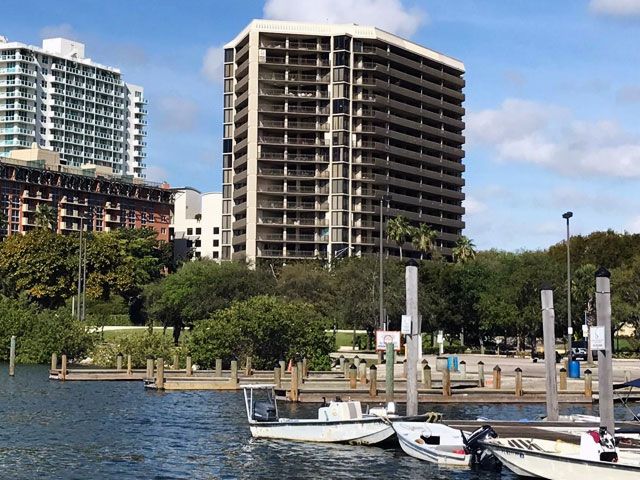 Yacht Harbour apartments for sale and rent