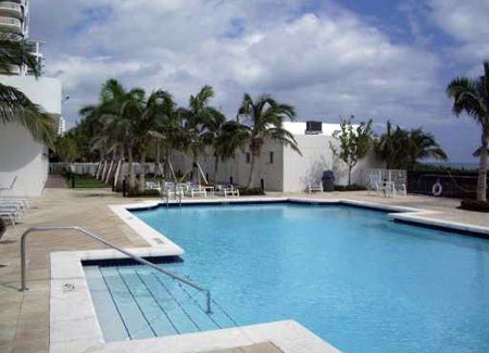Akoya Condominiums in Miami Beach Florida