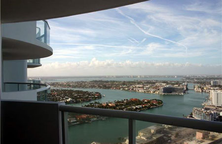 Akoya Condominiums in Miami Beach Florida
