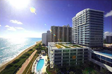 Canyon Ranch Condominiums in Miami Beach