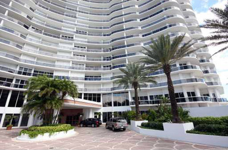 Majestic Tower condos in Bal Harbour, Miami
