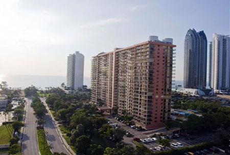 Winston Towers in Sunny Isles, Florida