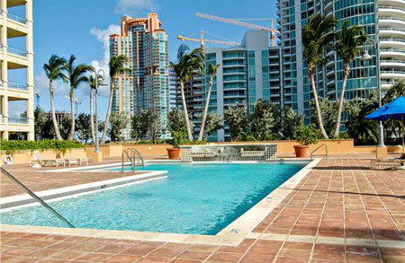 Yacht Club Condominiums for Sale and Rent in South Beach, South of