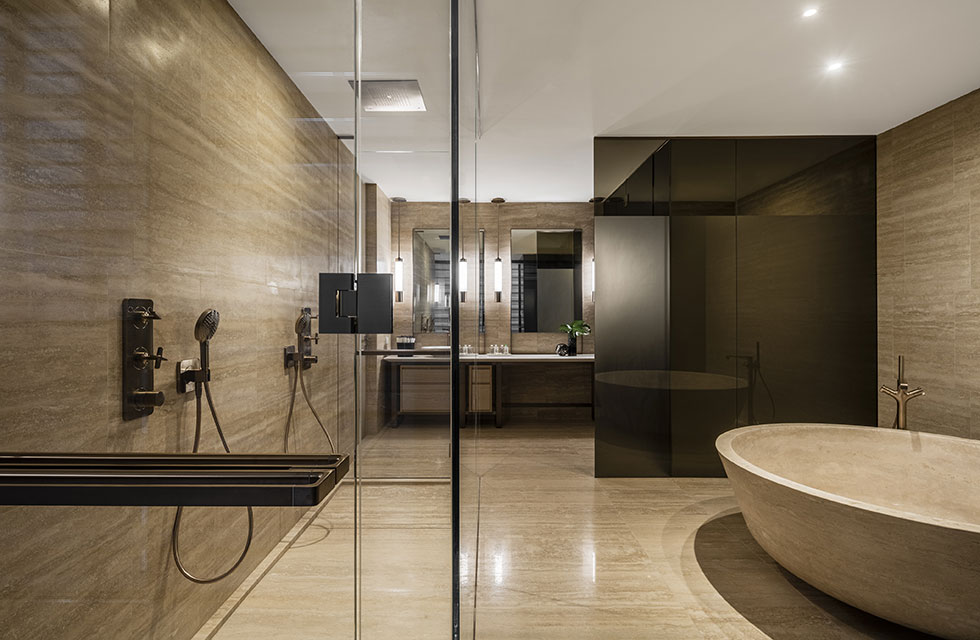 Arte Surfside Residence Master Bathroom