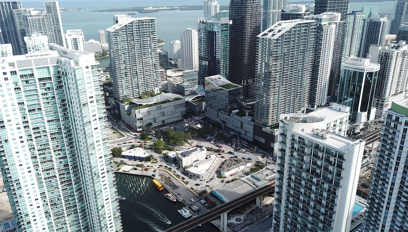 Lofty Brickell Location View