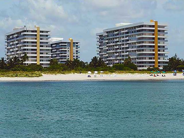 Commodore Club Condo Key Biscayne