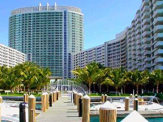 Flamingo South Beach - 1500 Bay Rd, Miami Beach, FL 33139. Condo for Sale and Rent. Built in 1960, renovated in 2006. Current listings, floor plans. South Beach Condo Agents Flamingo South Beach Condo for Sale