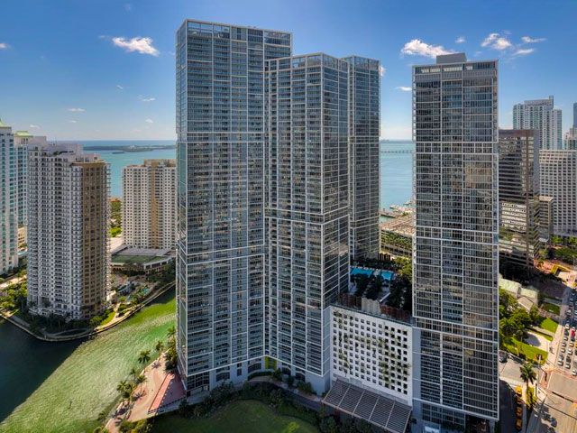 Icon Brickell Tower 1 apartments for sale and rent