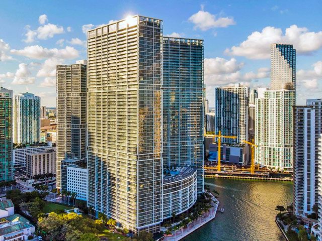 Icon Brickell Tower 2 apartments for sale and rent