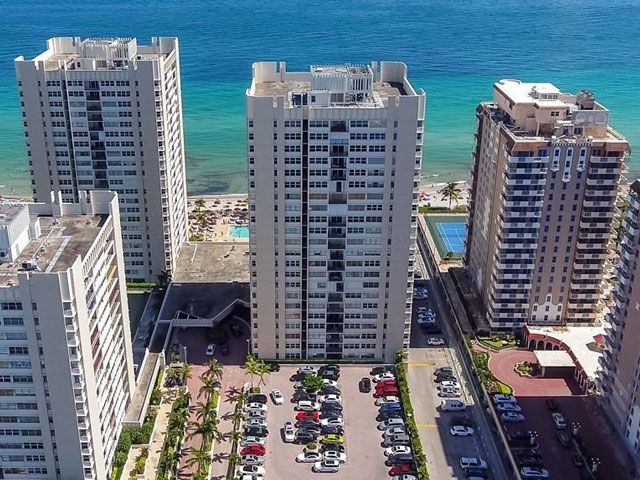 La Mer South apartments for sale and rent
