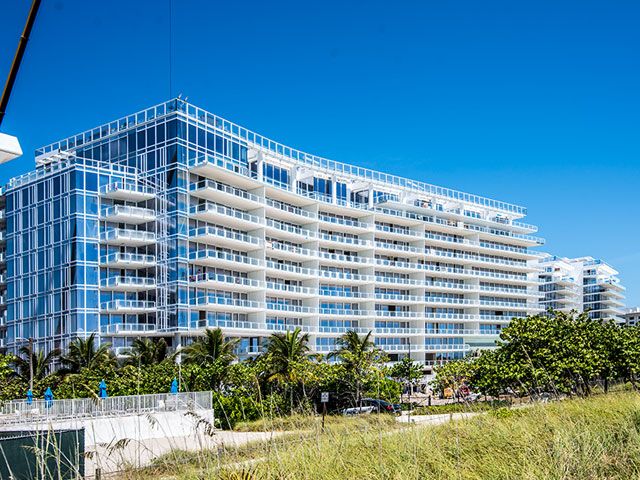 Surf Club Four Seasons Apartamentos en Venta y Renta