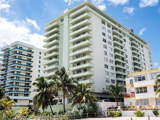 Four Winds - 9225 Collins Avenue, Surfside FL 33154. Oceanfront Condos for Sale and Rent in Surfside, FL. View current listings, prices, pictures, floor plans. Four Winds Oceanfront Condos in Surfside