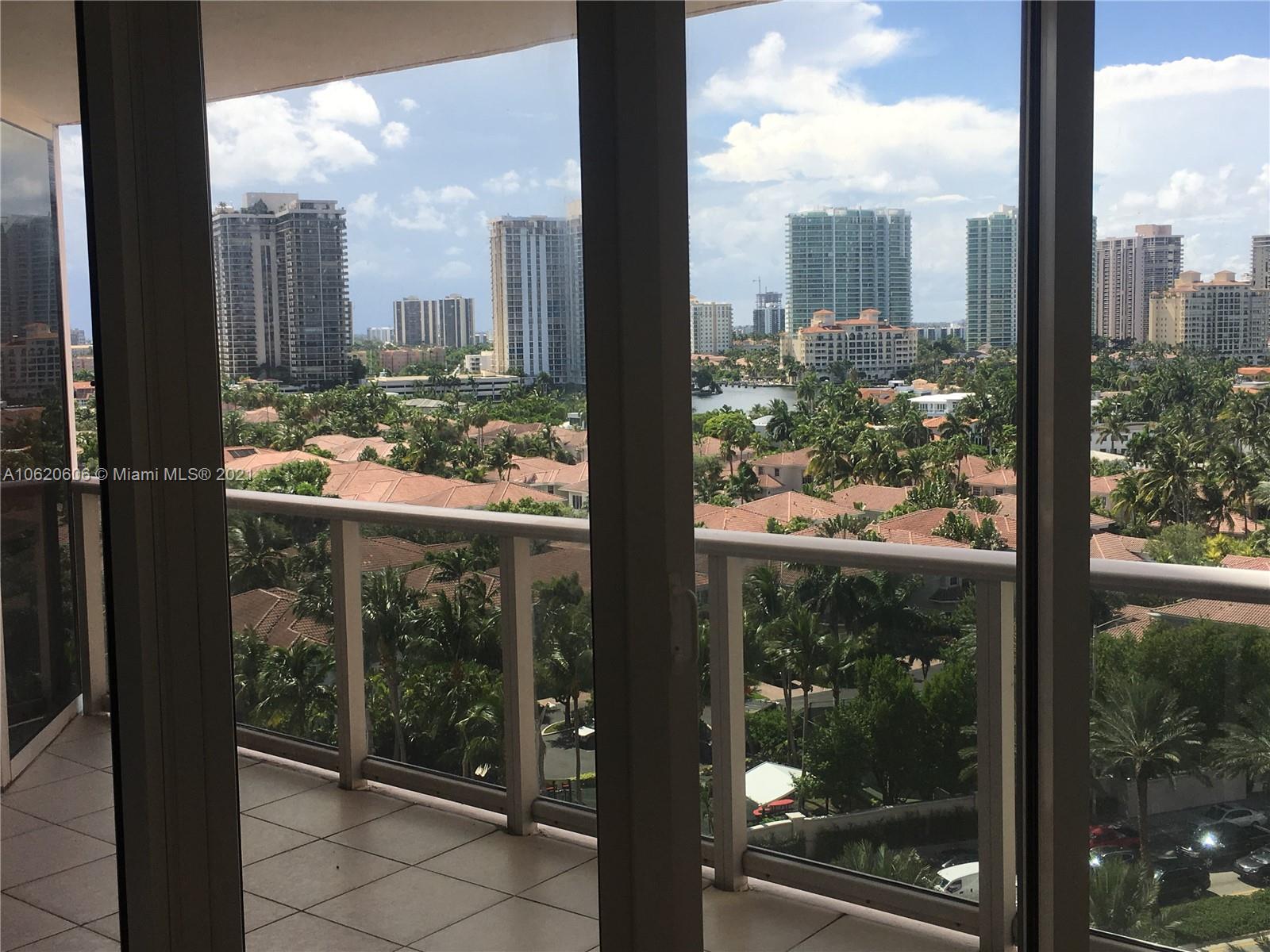 Ocean One Condo for Sale, 19333 Collins Ave, Apartment 1109, Sunny