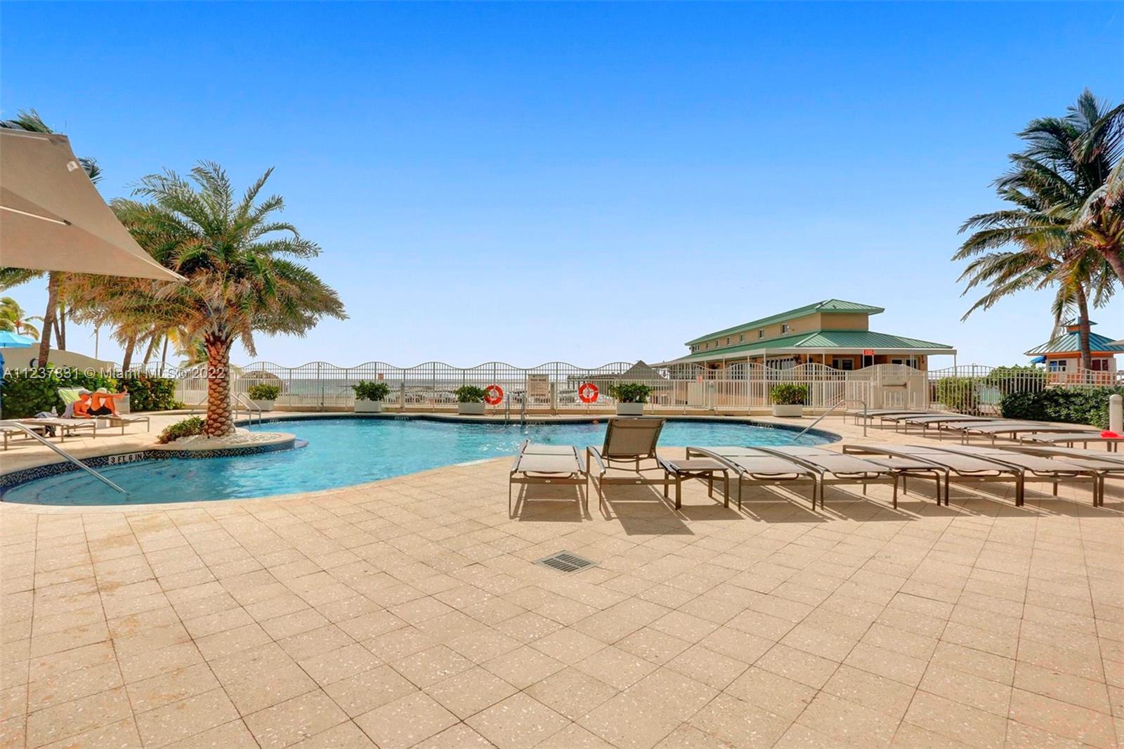 La Perla Condo for Sale, 16699 COLLINS AV, Apartment 3105, Sunny Isles