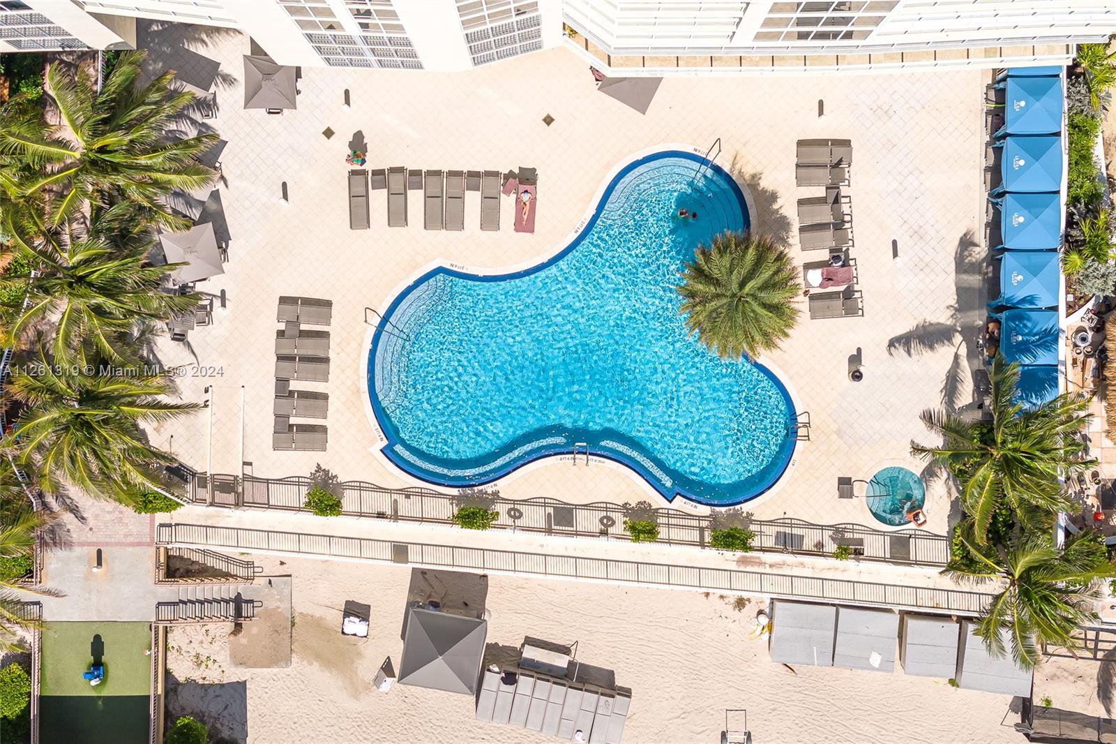 La Perla Condo for Sale, 16699 Collins Ave, Apartment 2601, Sunny