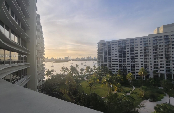Flamingo South Beach Condo for Sale, 1500 Bay Rd, Apartment #856S
