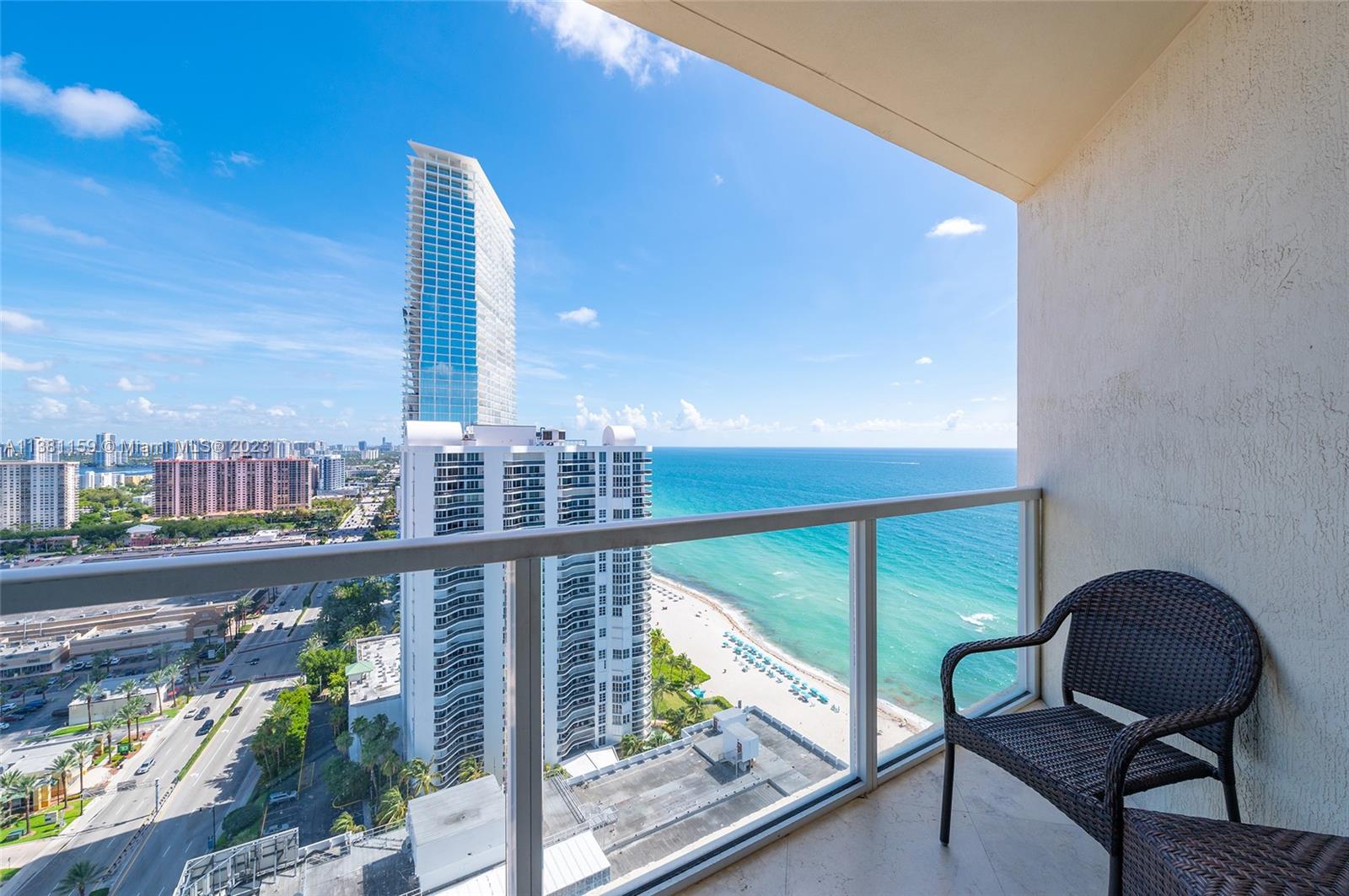 La Perla Condo for Sale, 16699 Collins Ave, Apartment 2906, Sunny