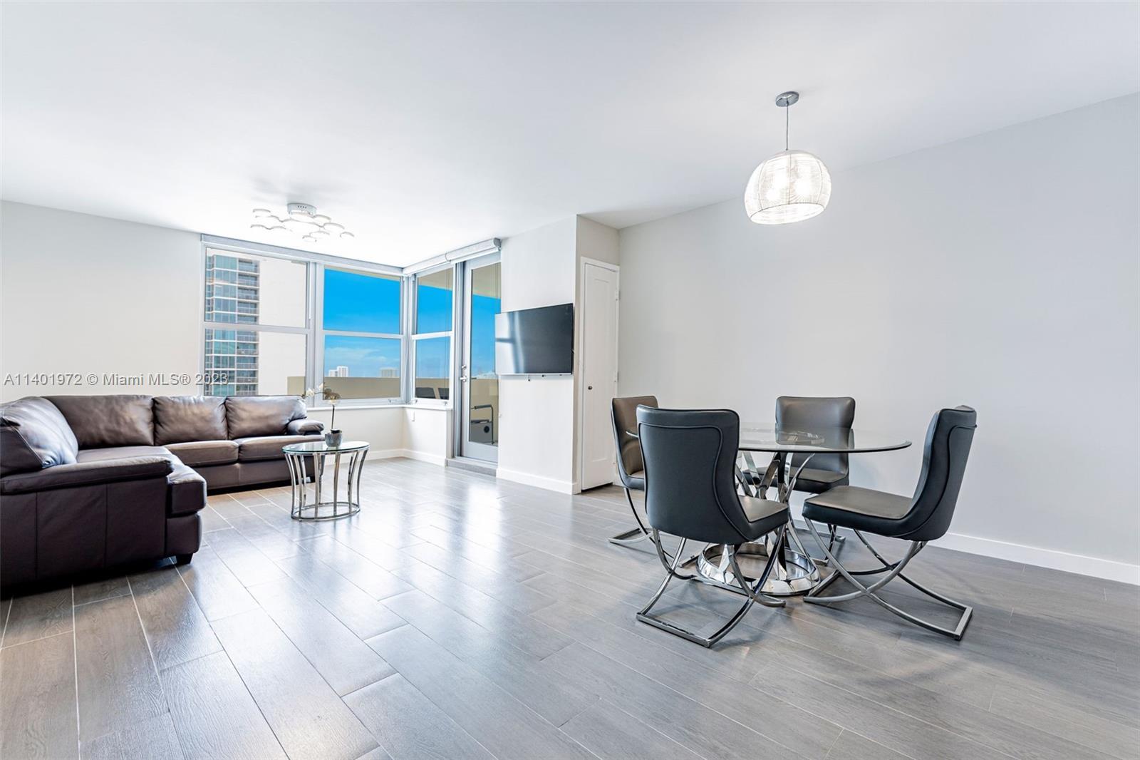 Triton Tower Condo for Sale, 2899 Collins Ave, Apartment 1624, Miami