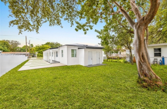 5511 NW 5th Ct #