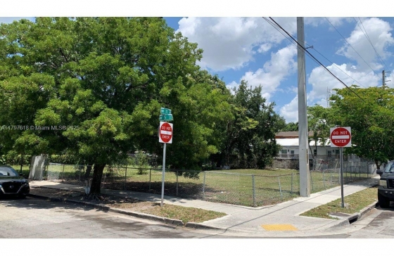 1101 NW 5th St #