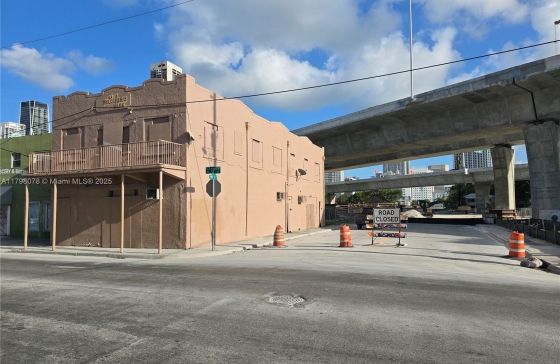 130 NW 14th St #