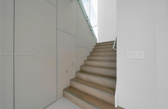 image15