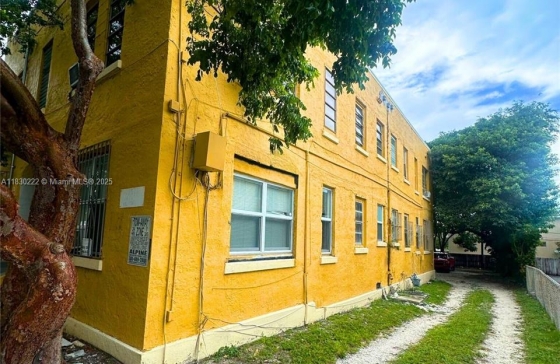1631 NW 3rd St #