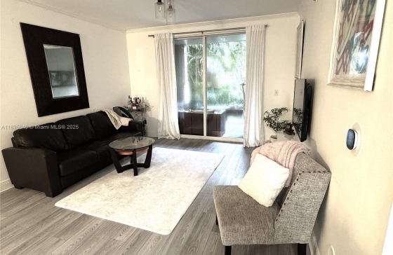 Porto Bellagio Condo for Sale - A11835840 14 