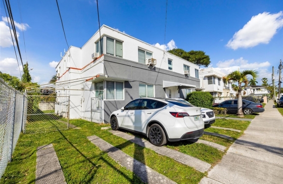 539 NE 82nd Ter #