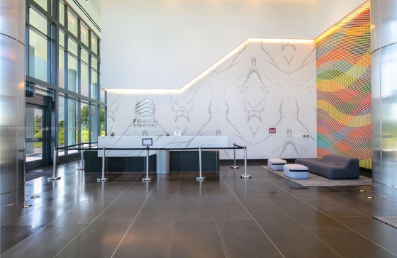 19790 W Dixie Hwy #402