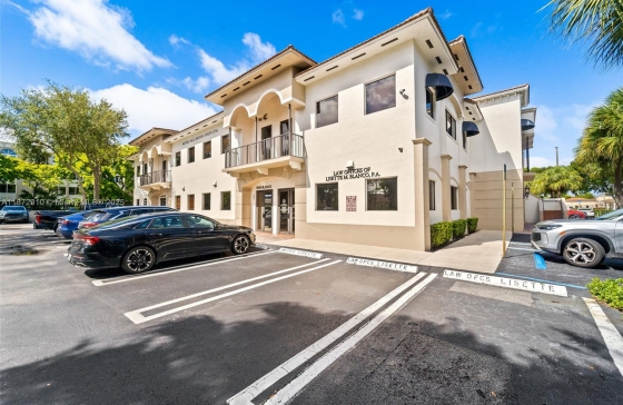 7900 NW 155th St #101