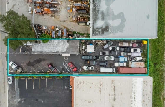 2111  John P Lyons Ln #