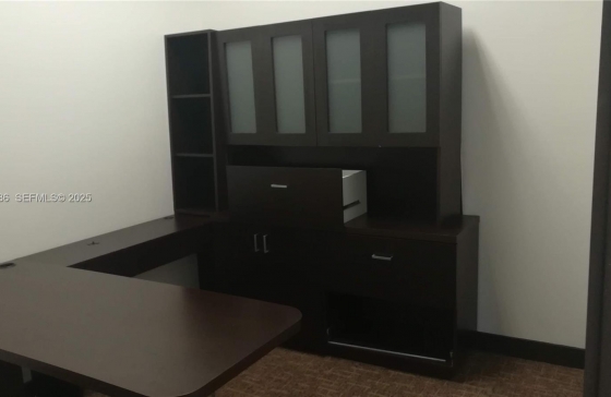 2030 S Douglas Rd #109