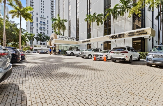 1000  Brickell Ave #11E