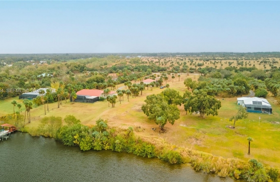 5220  Fort Denaud Rd #