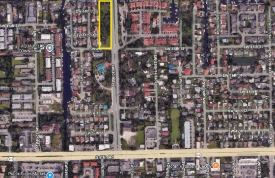 4435 SW 30th Ter #