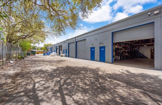 3640 NW 16th St #7B & 8B