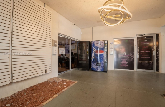 6115  Miramar Pkwy #