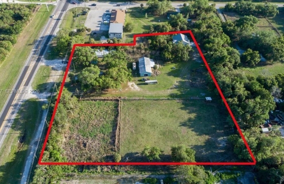 1095 N State Road 29 #