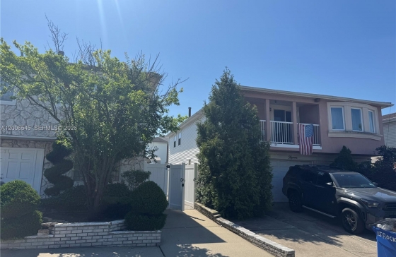 11  Rockne Street #