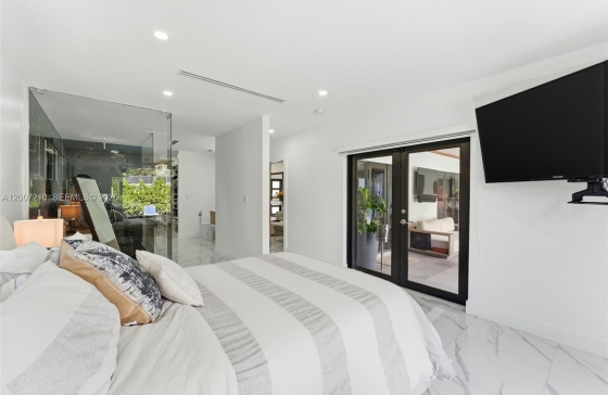 image25
