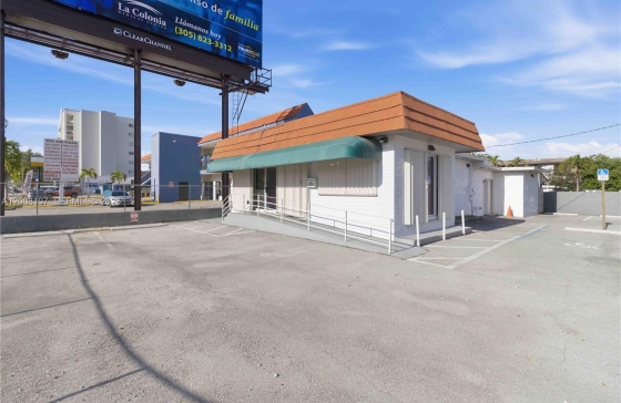 470 NW 22nd Ave #