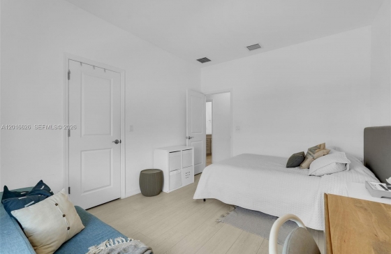 image44