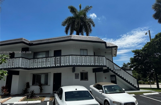 2401 NW 9th Ave #1-8