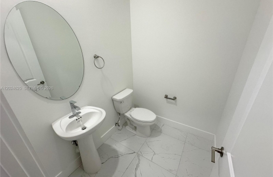 image4