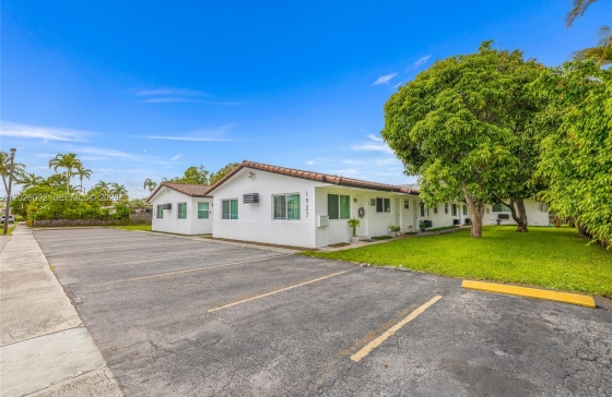 1927/  Roosevelt St #1-10